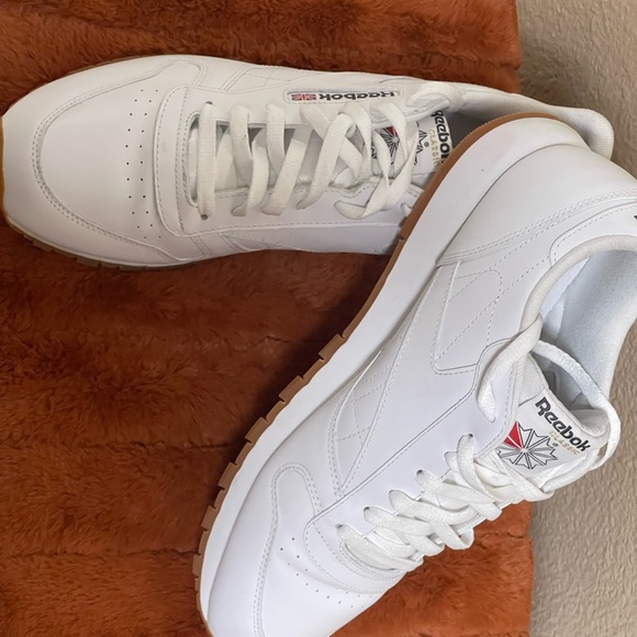 Men’s White Reeboks size 11 - Picture 5 of 6